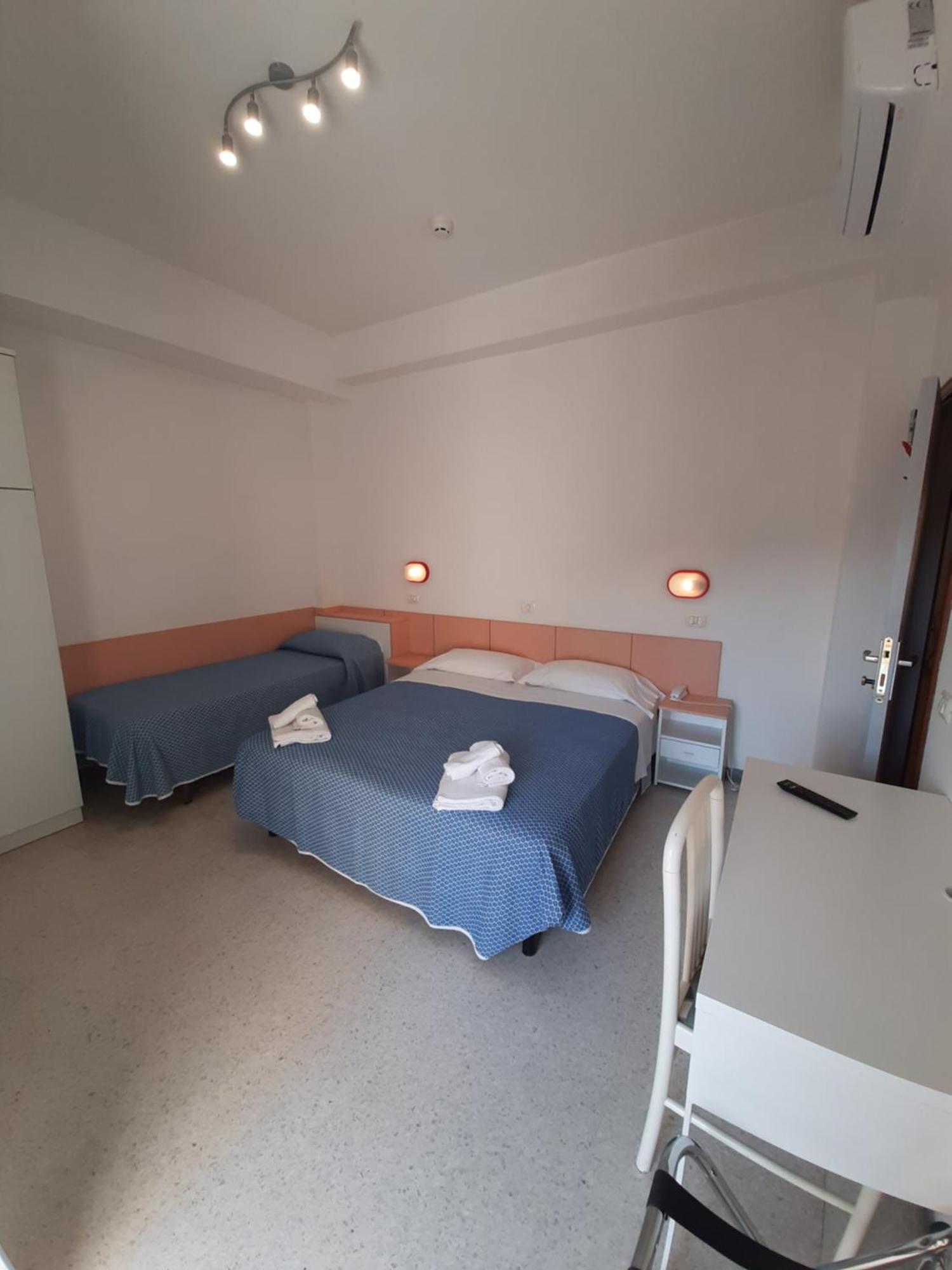 Hotel Altamarea Misano Adriatico Εξωτερικό φωτογραφία