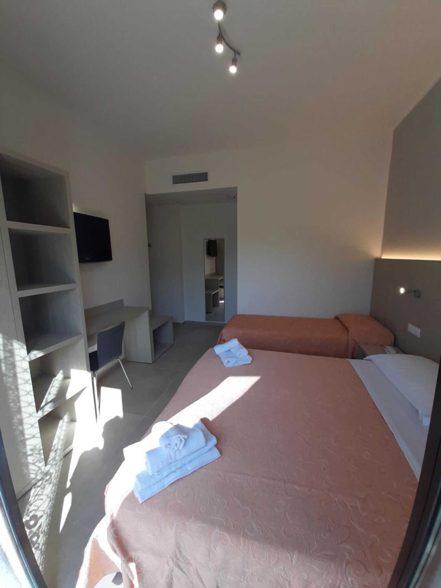 Hotel Altamarea Misano Adriatico Εξωτερικό φωτογραφία